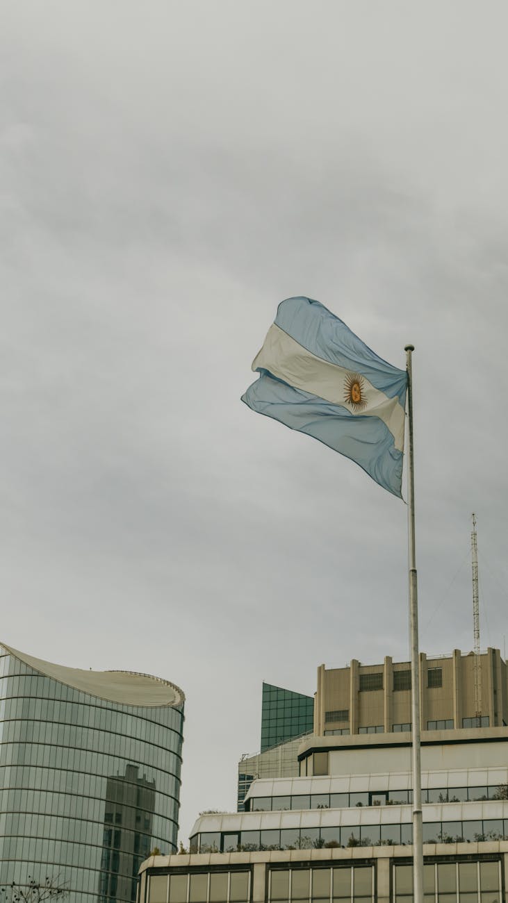 Intendentes peronistas presionan por eliminar límite de reelecciones