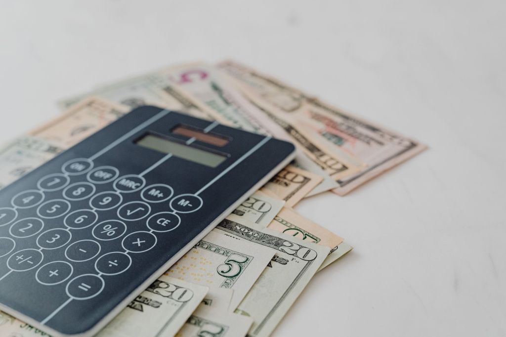 Industria en alerta: debilidad del dólar y señales de&nbsp;inversores
